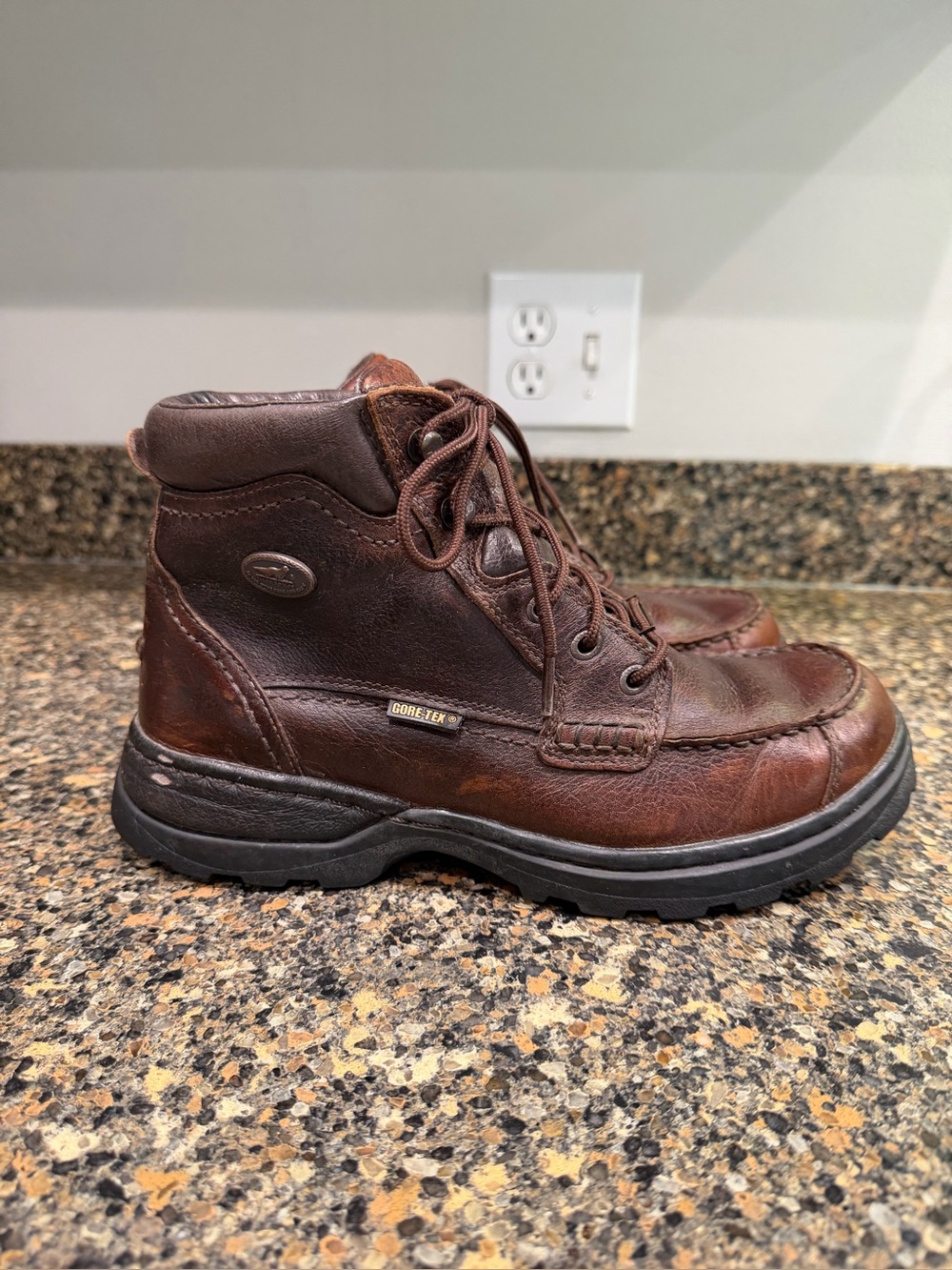Men's Brown Gore-Tex Leather Work Boots Irish setter size 8